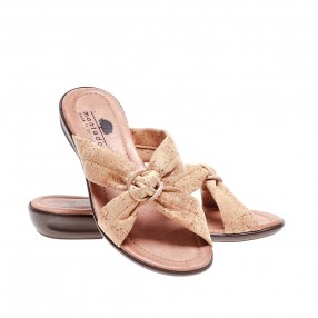 Fitted slipper with crossed straps for women